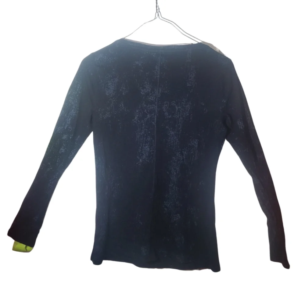 PRELOVED ROCK & REPUBLIC STUDDED LONG SLEEVE size s - Picture 2 of 4